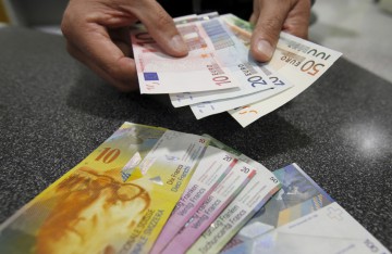 Francul ajunge la 4,31 lei